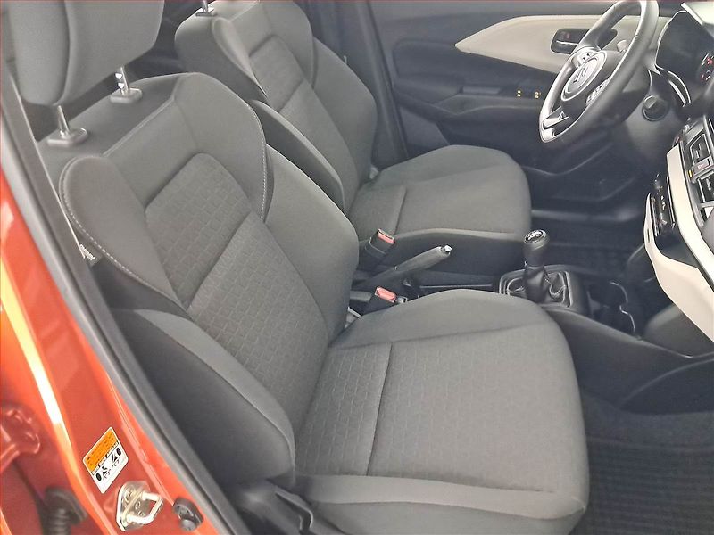 Suzuki Swift (2025) 1.2, ČR,1.maj, Serv.kniha - fotka 9 z 21