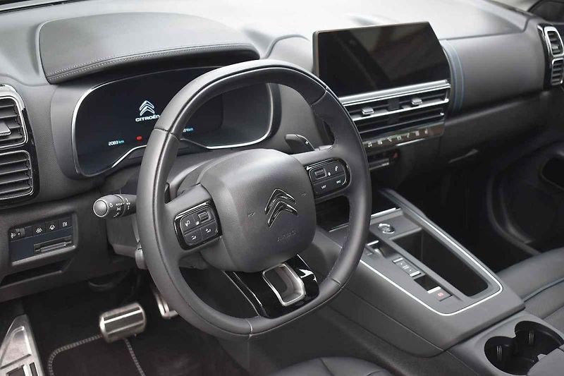 Auto jsme prověřili také v náročném terénu Jizerských hor