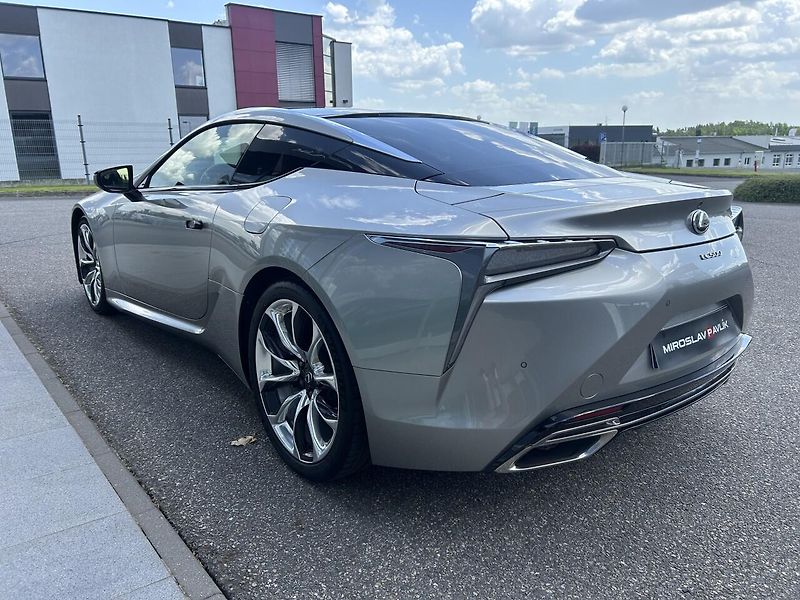 Lexus LC 500 Sport+ 5.0 V8 - fotka 7 z 34
