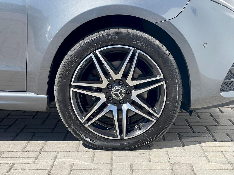 Mercedes-Benz Třídy V (2020) 300d / 176 kW 4Matic Long Avan - fotka 15 z 30