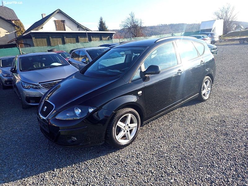 Seat Altea (2012) - fotka 2 z 27