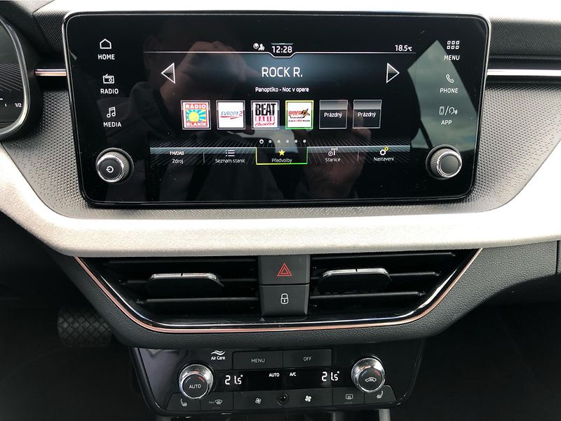 Škoda Kamiq 1.0 TSi DSG 7st. TOP SELECTION - fotka 19 z 28