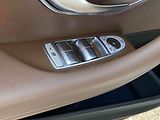 Mercedes-Benz Třídy E (2018) 2.0 d 4Matic E 220, ČR, AT - náhled 11