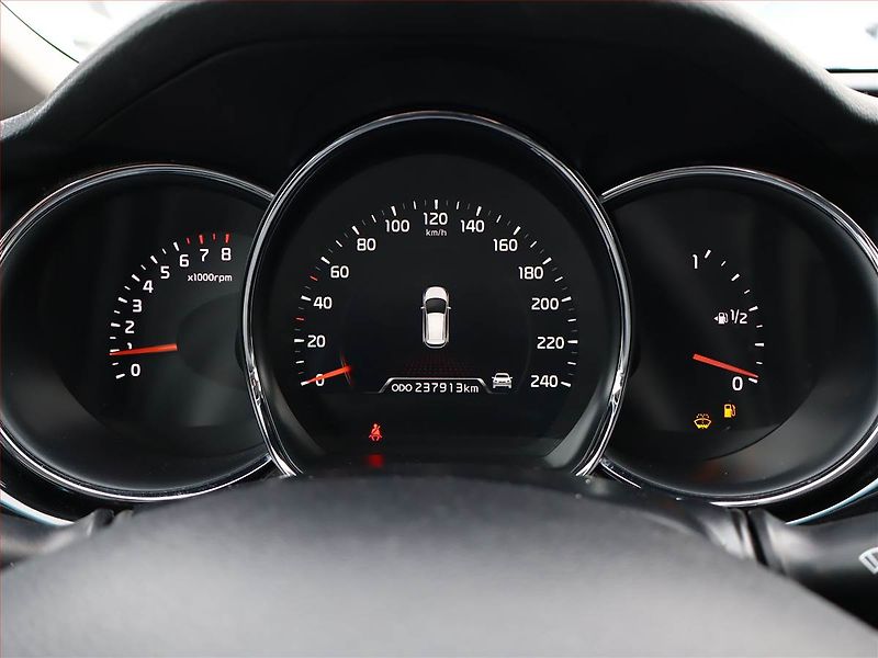 Kia Ceed (2012) 1.6 CRDi, Serv.kniha, Tempomat - fotka 11 z 17