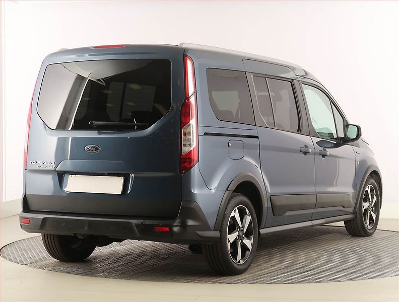 Ford Tourneo Connect (2022) Maxi Active 1.5 EcoBlue, 7Míst - fotka 5 z 22
