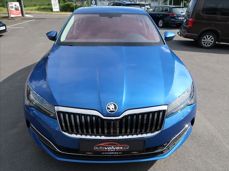 Škoda Superb 2,0 TSi,140kW,NovéČR,Style,DPH - fotka 7 z 26