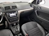 Škoda Yeti (2016) 2.0 TDI, 4X4, Automat, Kůže - náhled 8