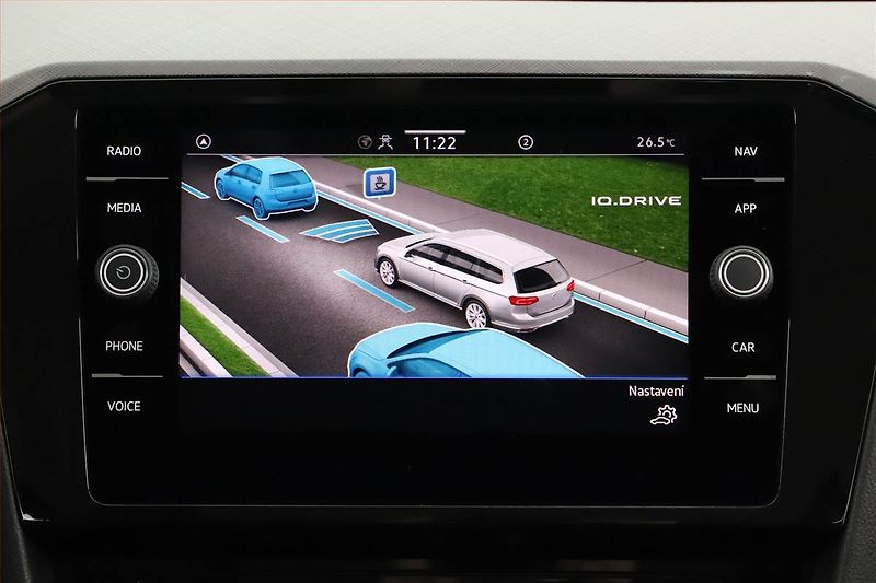 Volkswagen Passat (2022) Business 2.0 TDI, ČR,1.maj - fotka 15 z 18