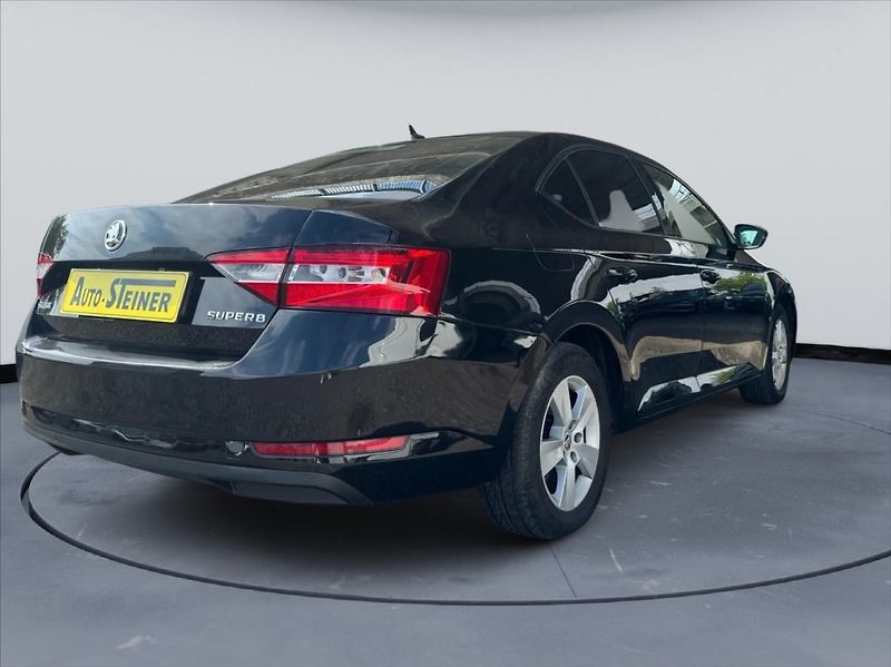 Škoda Superb 2,0 TDI, Automat - fotka 8 z 21
