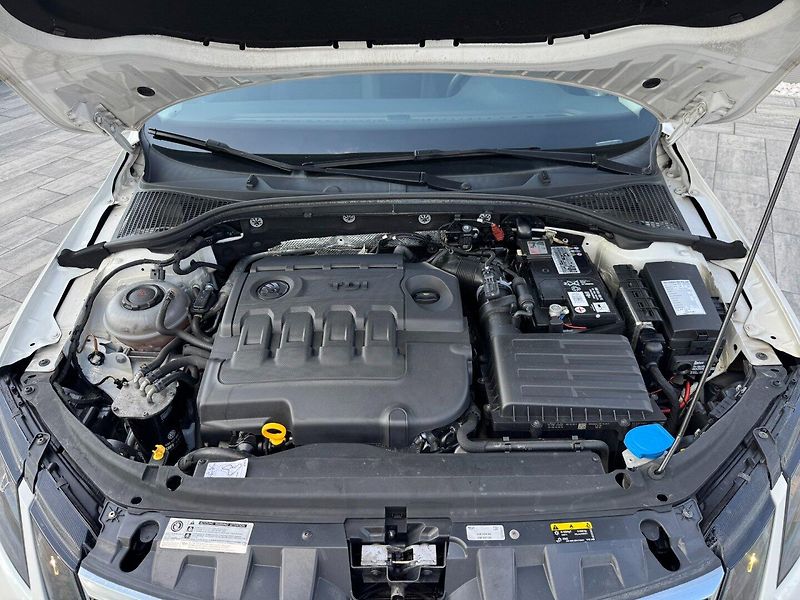 Škoda Octavia (2017) Style 1.6 TDI 85kW DSG - fotka 30 z 32