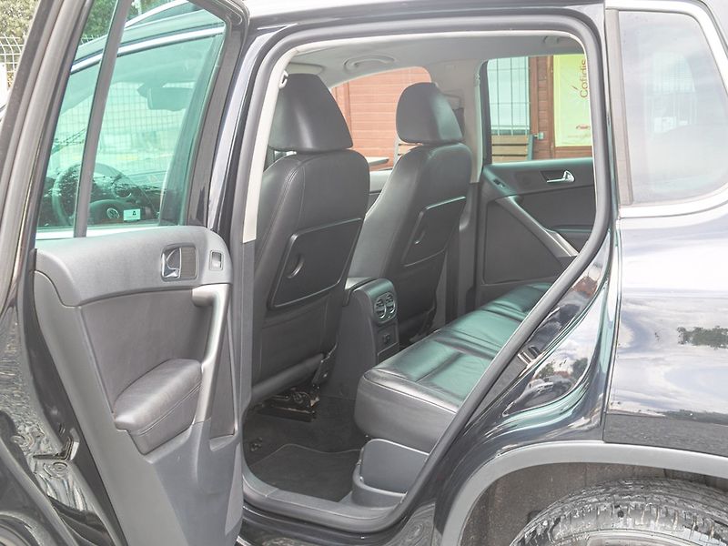 Volkswagen Tiguan (2009) ČR 2.0TDI 125KW – TAŽNÝ - fotka 38 z 50