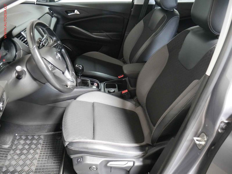 Opel Grandland X (2018) 1.6CDTi, LED - fotka 9 z 22