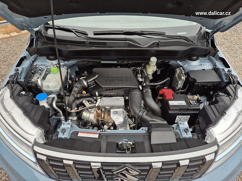 Suzuki Vitara (2021) 1.4i 95KW COMFORT Navi LED ACC - fotka 17 z 52