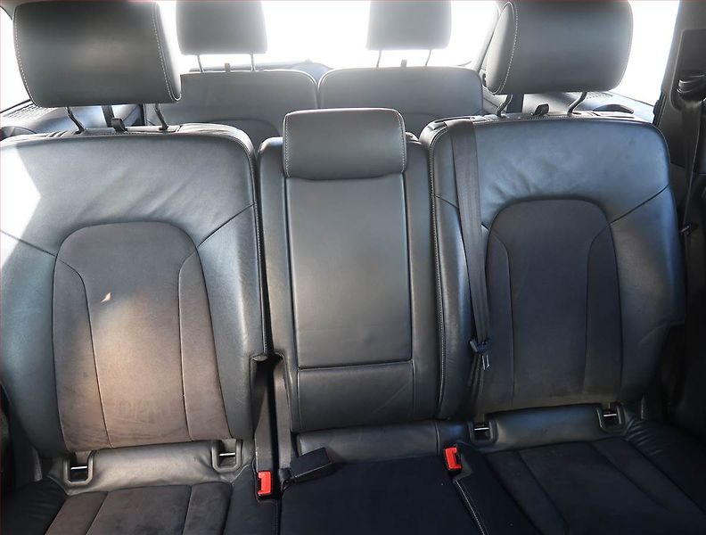 Audi Q7 (2014) S-Line 3.0 TDI, 4X4, Automat - fotka 10 z 27