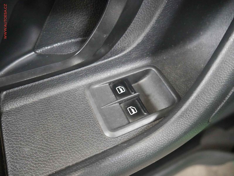 Škoda Fabia (2012) 1.2 TSi, ČR, AC, STK7/28 - fotka 14 z 14