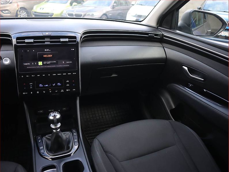 Hyundai Tucson (2021) 1.6 T-GDI 48V MHEV - fotka 8 z 22