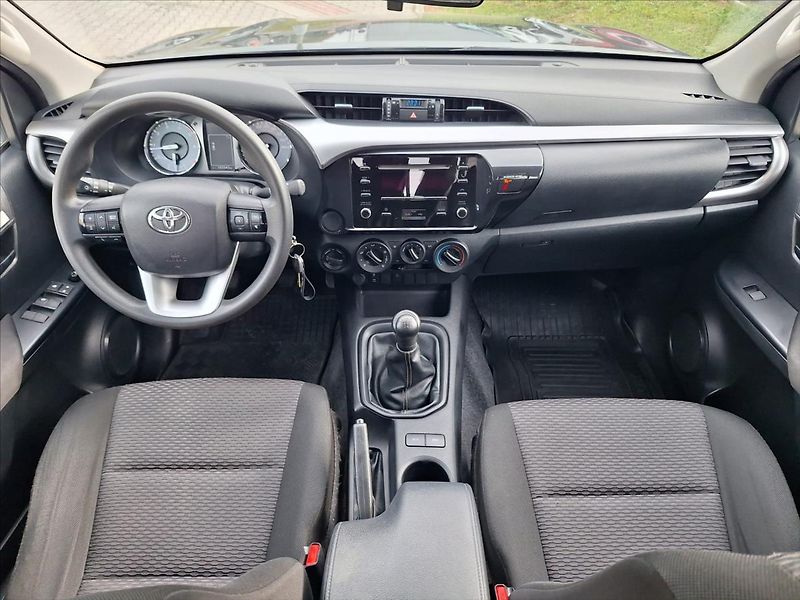 Toyota Hilux 2,4 D-4D  ČR DPH komplet pancí - fotka 9 z 18