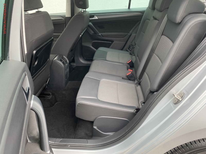 Volkswagen Golf Sportsvan (2018) 1.0 TSi, Comfortline, navi - fotka 10 z 16