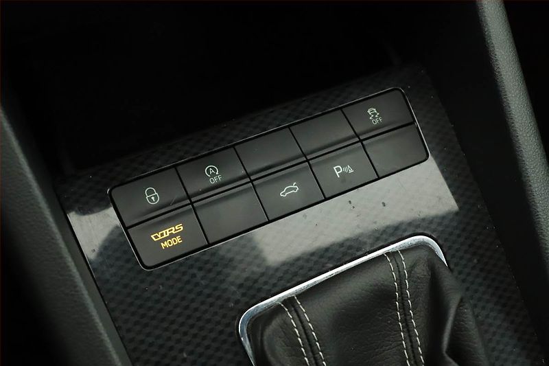 Škoda Octavia (2019) RS 2.0 TSI, Automat, Kůže - fotka 18 z 20
