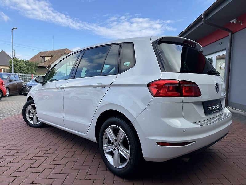 Volkswagen Golf Sportsvan (2016) 1.2TSi Digi Klima Tempomat - fotka 3 z 50