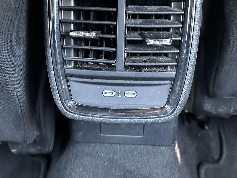 Škoda Kamiq (2023) 1.0 TSI Style - fotka 24 z 29