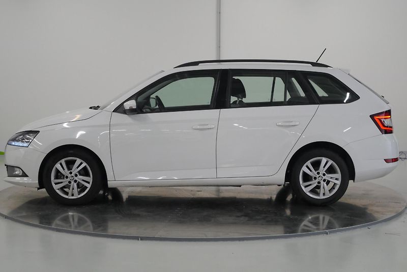 Škoda Fabia - fotka 3 z 28