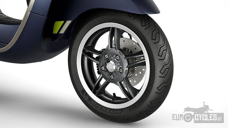 Vespa Primavera 125 3V ABS (2026) Primavera 125 TECH RST26 E5+ A - fotka 13 z 15