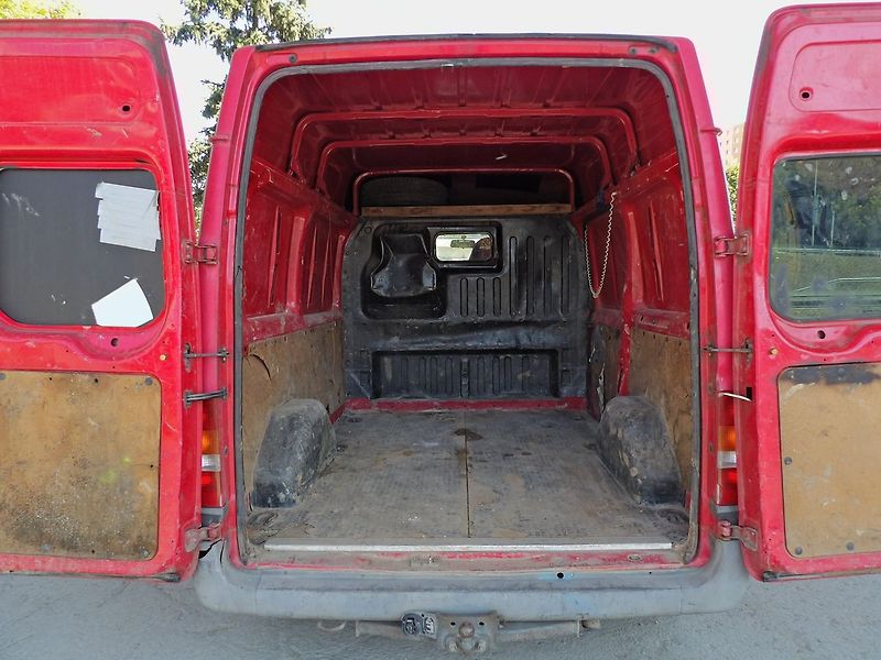 Ford Transit 2.0TDdi 73kW 300s Tažné - fotka 15 z 24