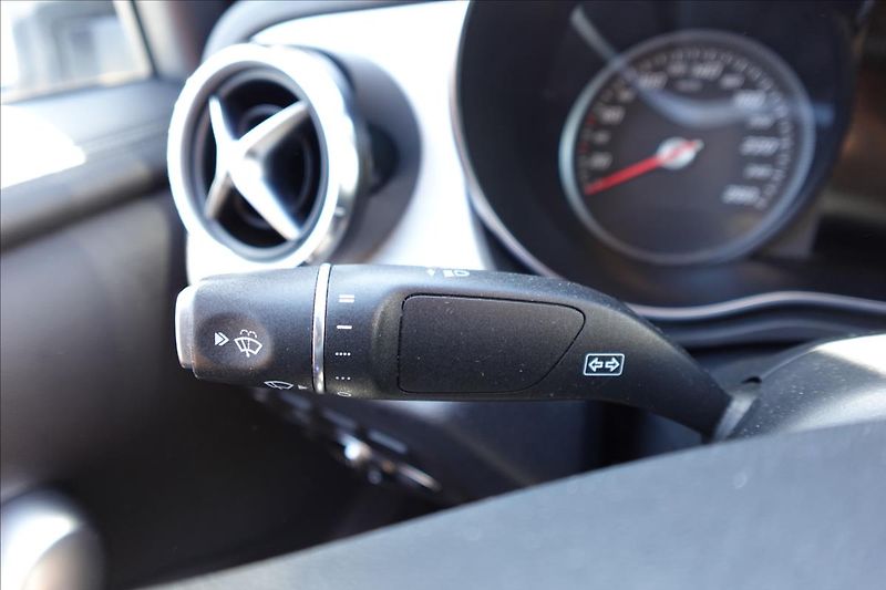 Mercedes-Benz Ostatní 2,3 CDI  250D 4MATIC PROGRESSI - fotka 22 z 35