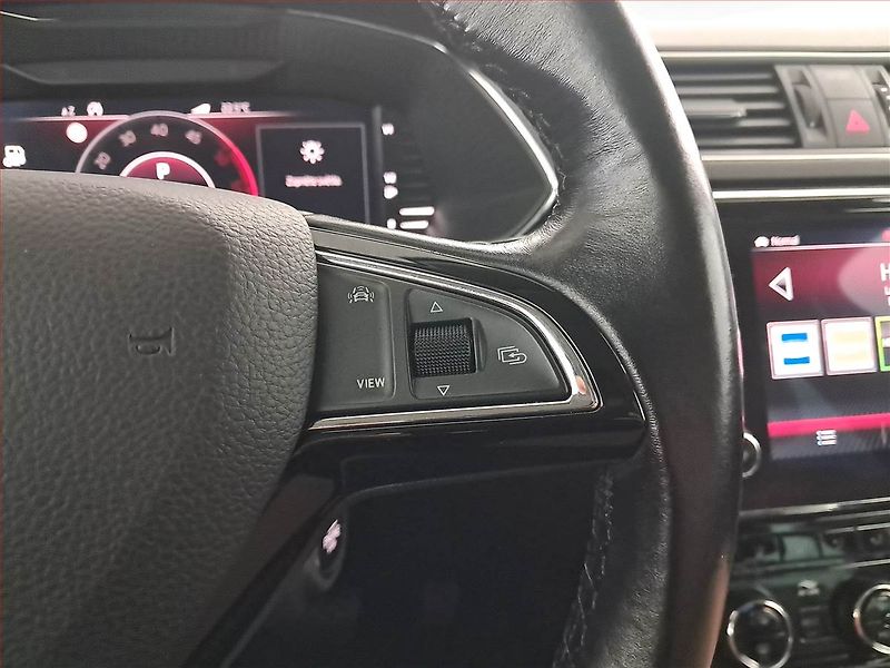Škoda Superb (2020) Laurin&Klement 2.0 TDI - fotka 19 z 20