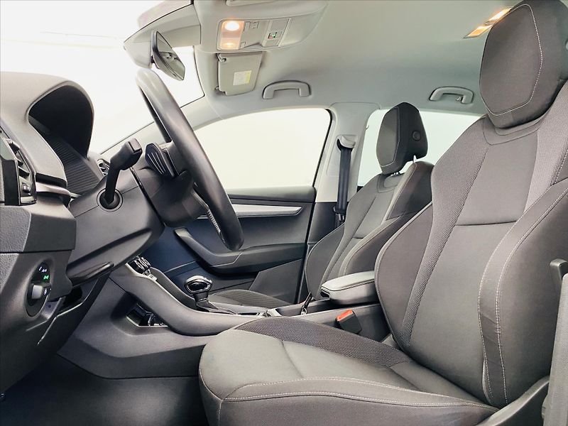 Škoda Karoq 1,5 TSI 110kW DSG Selection - fotka 5 z 26