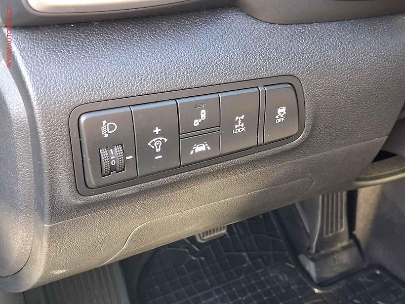 Hyundai Tucson (2019) 1.6 T-GDi 4x4, ČR, LED, navi - fotka 12 z 19