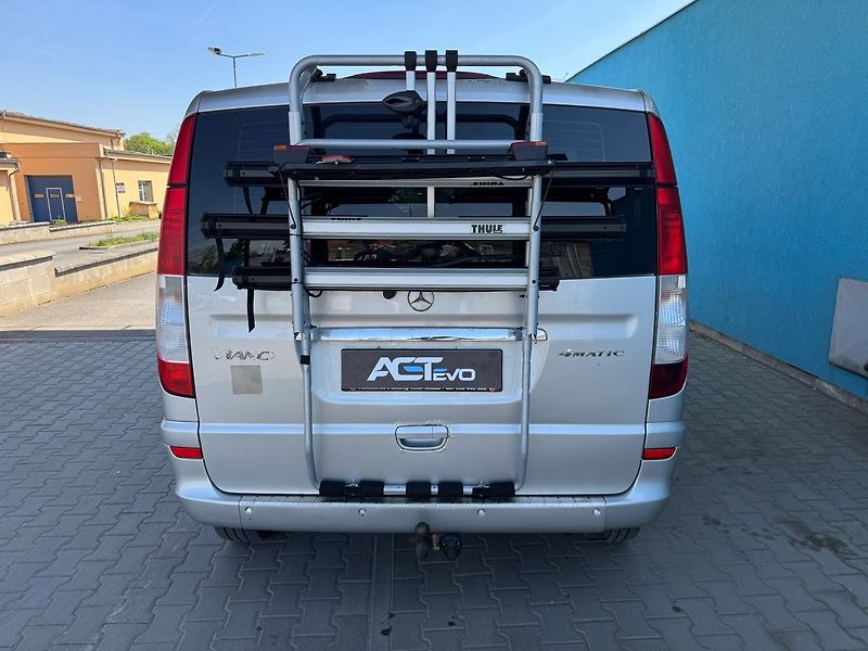 Mercedes-Benz Viano (2007) 2,2CDi 4x4 Steyr 7 míst - fotka 34 z 50