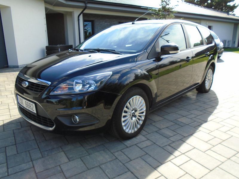 Ford Focus 2.0Tdci 100kW Titanium - fotka 2 z 25