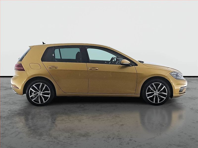 Volkswagen Golf (2018) Highline 1.5 TSI, Automat - fotka 6 z 20