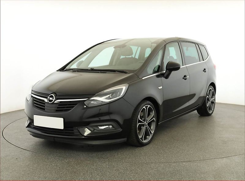 Opel Zafira (2017) 2.0 CDTI, 7 míst, Kůže, Navi - fotka 2 z 20