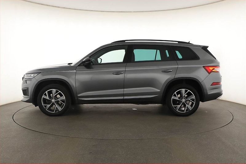Škoda Kodiaq (2023) Sportline 2.0 TDI 4x4 - fotka 3 z 20