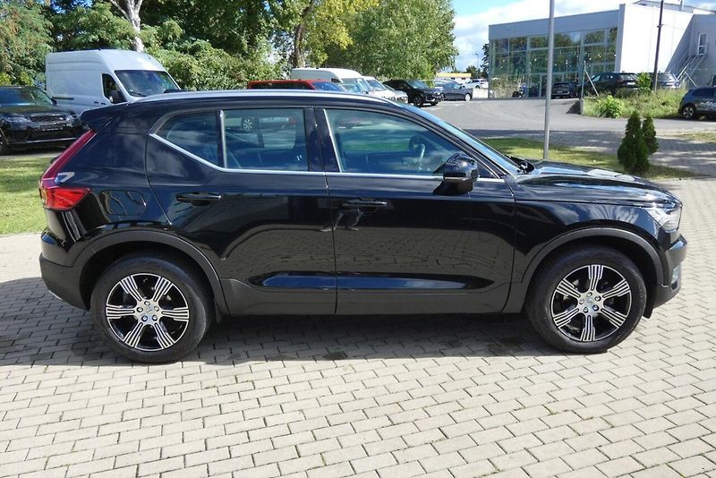 Volvo XC40 T3 Inscription Kůže LED Taž - fotka 4 z 15