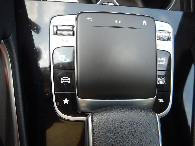 Mercedes-Benz GLE 400 D 4MATIC, ČR - fotka 23 z 33
