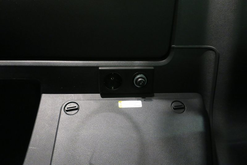 Volkswagen T6.1 (2023) California 2.0TDI 110kW Beach - fotka 39 z 50
