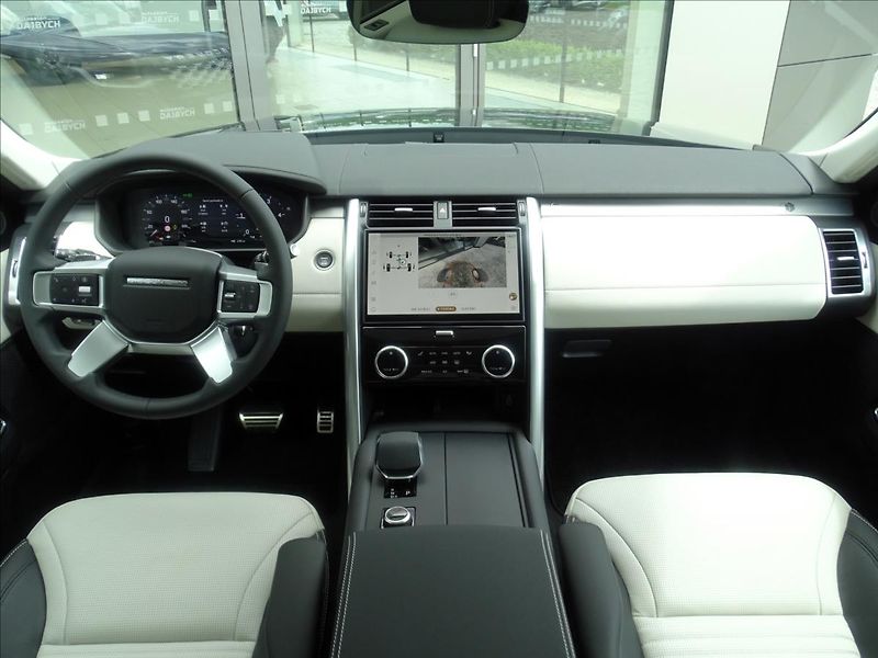Land Rover Discovery (2026) 3,0 D250 LANDMARK AWD* - fotka 15 z 28