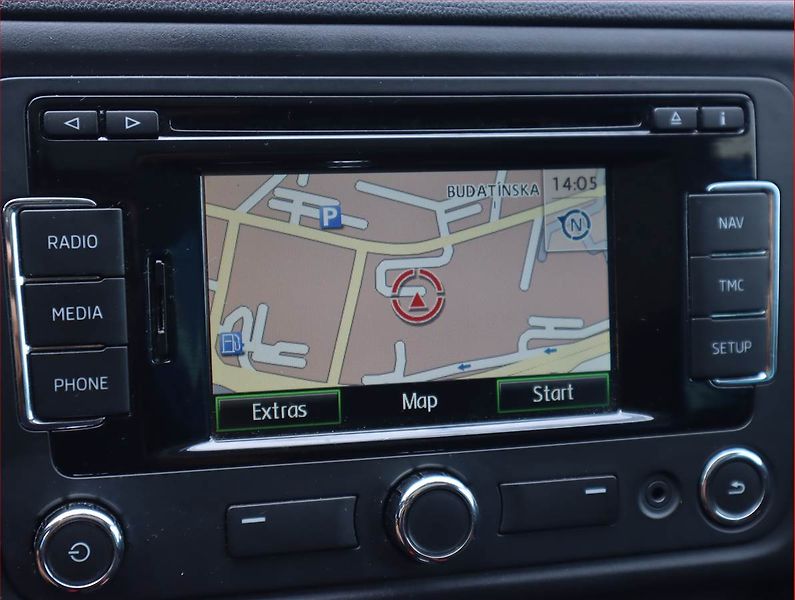 Škoda Rapid (2015) Spaceback 1.6 TDI, Automat - fotka 16 z 18