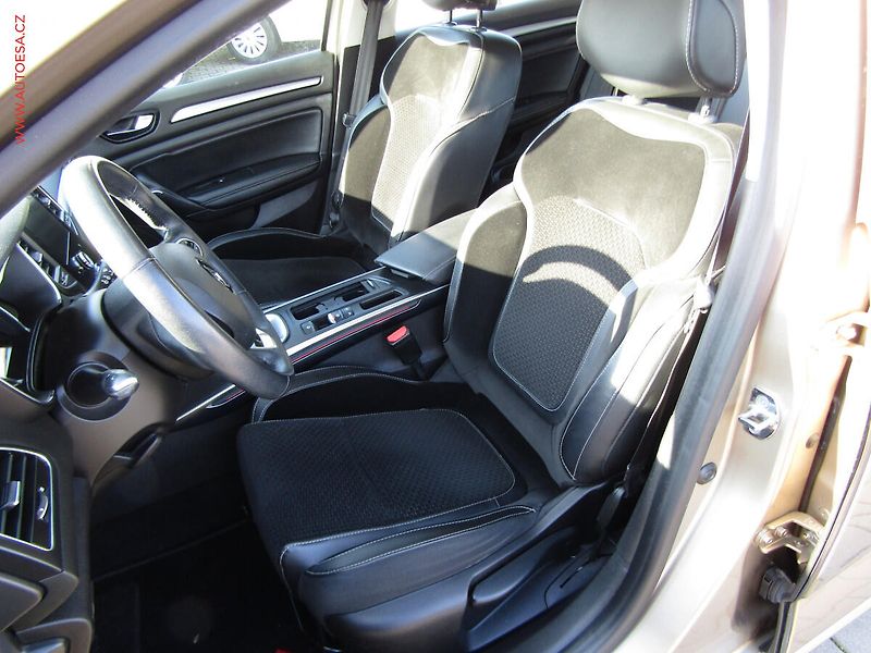Renault Mégane (2016) 1.5 dCi, ČR, AT, navi, autoAC - fotka 9 z 23