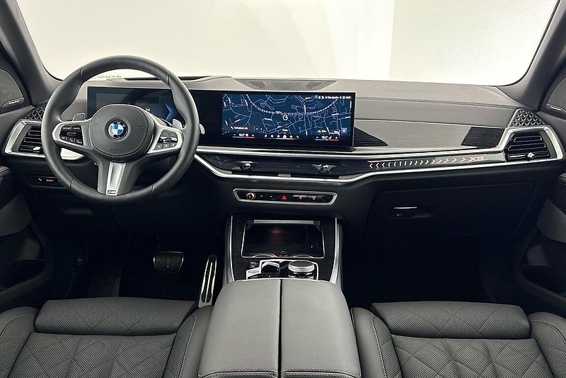 BMW X5 xDrive30d - fotka 16 z 26