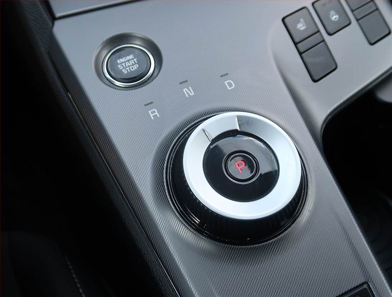 Kia Sportage (2025) 1.6 T-GDI - fotka 13 z 25
