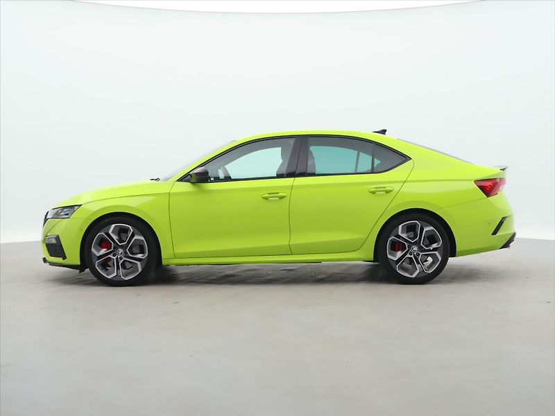 Škoda Octavia 2,0 TSI 180kW DSG RS CZ DPH - fotka 4 z 41