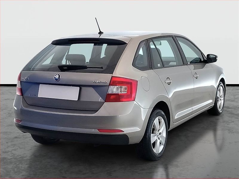 Škoda Rapid (2016) Spaceback 1.2 TSI - fotka 5 z 15