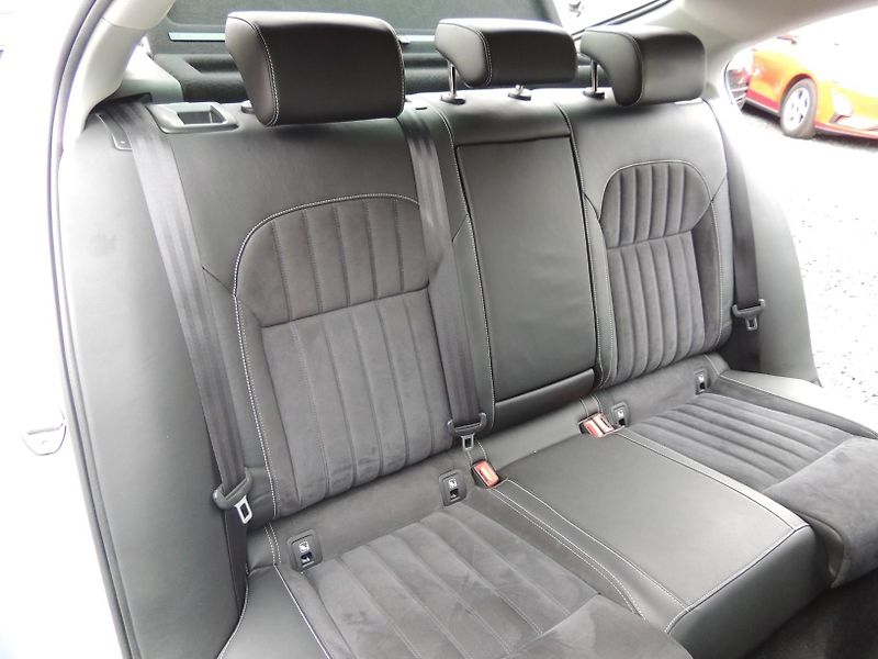 Škoda Superb (2020) 2.0TDi,110kw,Style,webasto,ČR - fotka 19 z 39