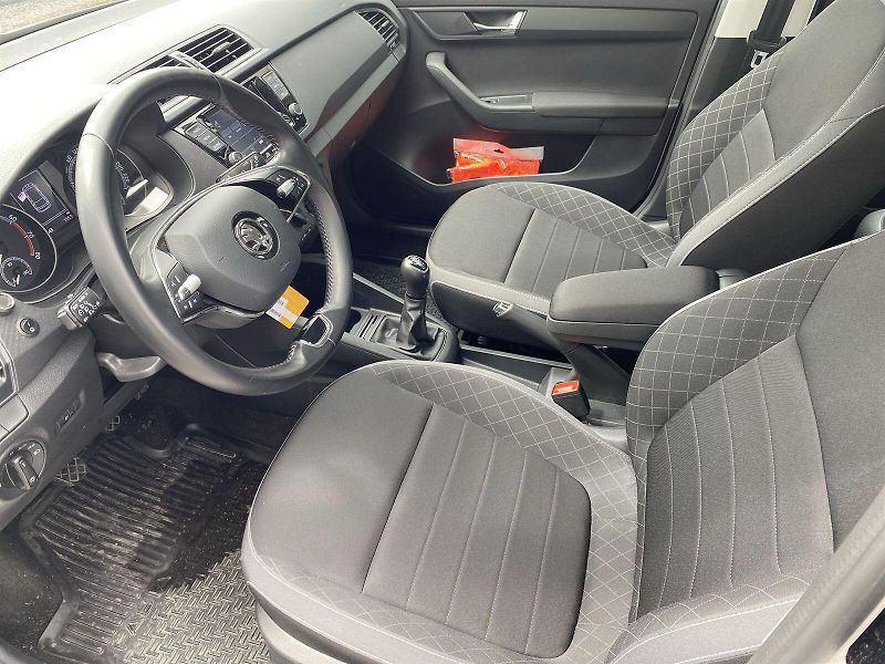 Škoda Fabia (2021) Combi 1.0 TSI Ambition + - fotka 7 z 29