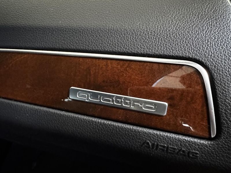 Audi Q5 (2009) 2.0 TDI 125 KW Quattro - fotka 17 z 26